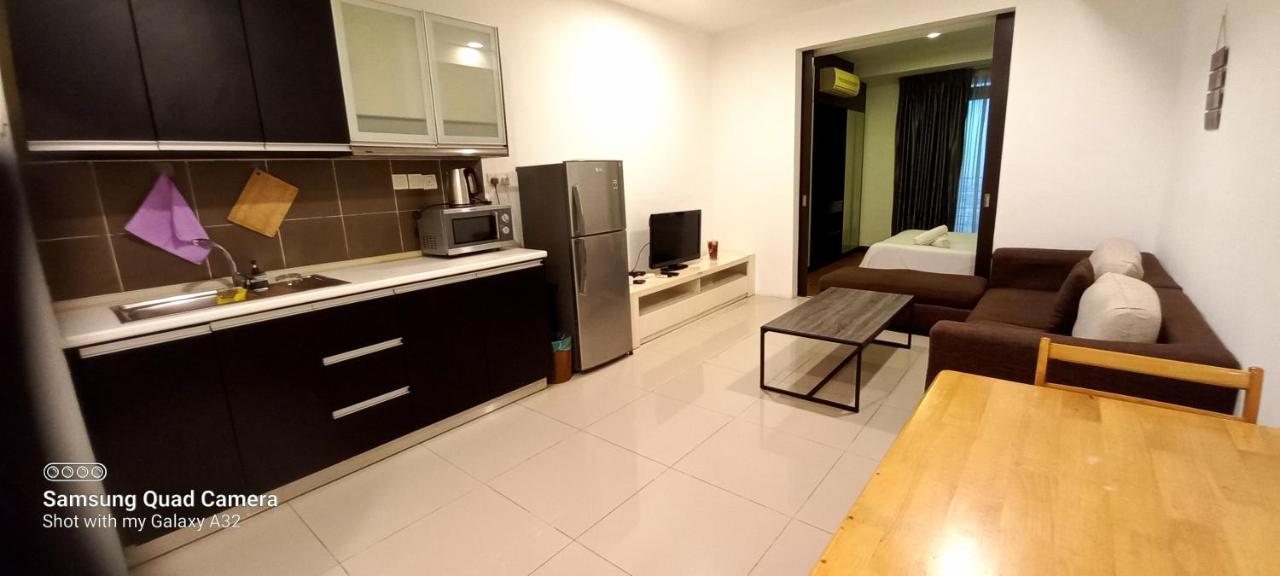 Appartamento Taragon Bbcc Kuala Lumpur Esterno foto