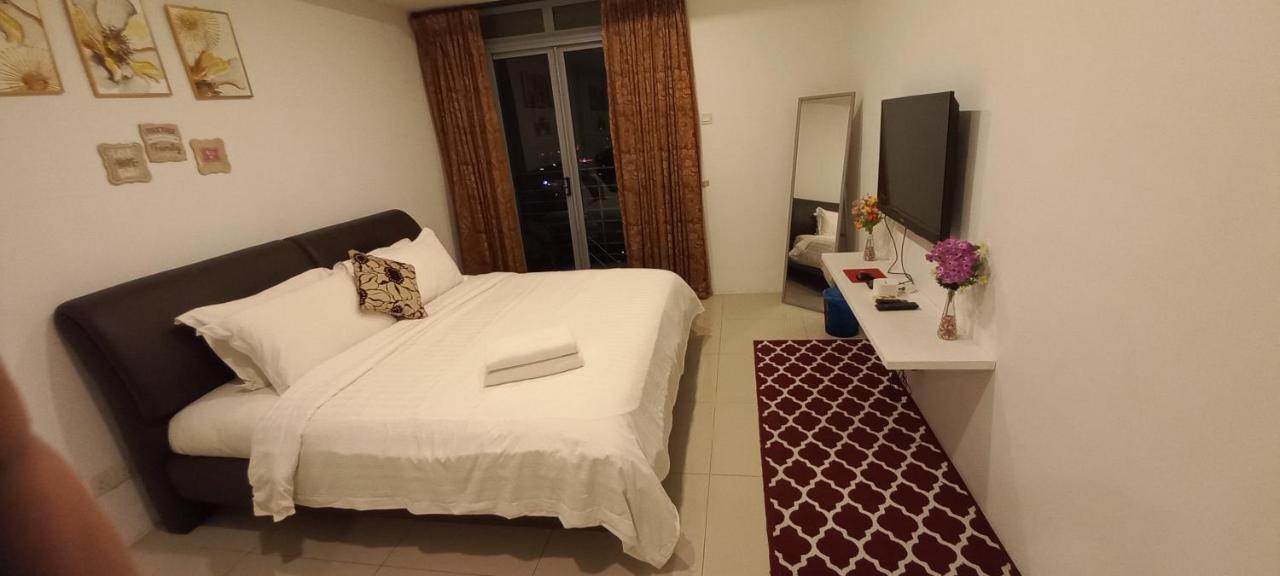 Appartamento Taragon Bbcc Kuala Lumpur Esterno foto